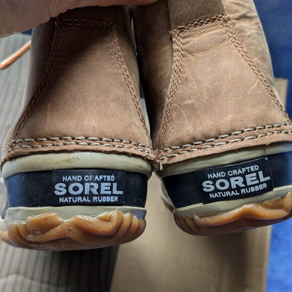 Sorel Waterproof duck boots - Picture 4 of 8